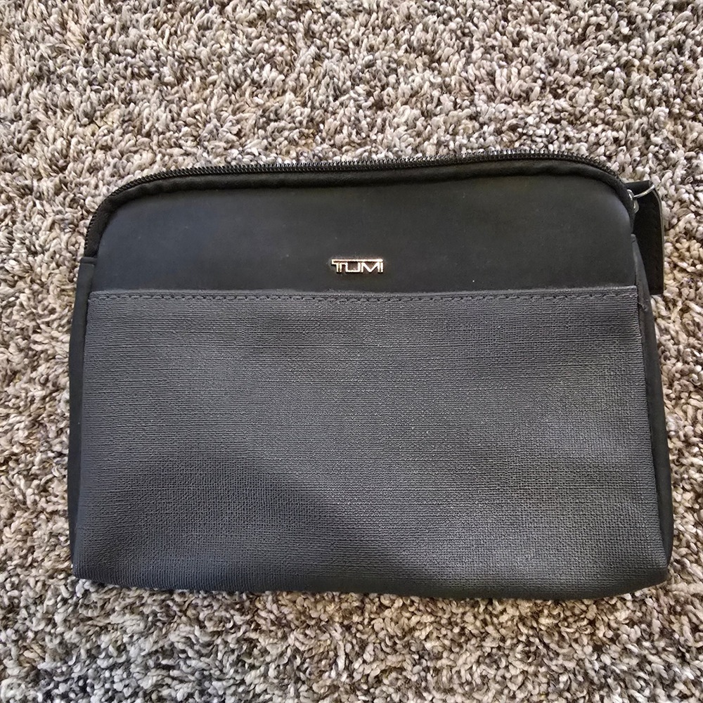 Tumi Delta‎ Amenity Pouch Travel Case Unisex Small Black Grey Zippered Organizer